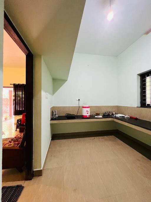 Ocean Pearl Apartment Kozhikode Exterior photo