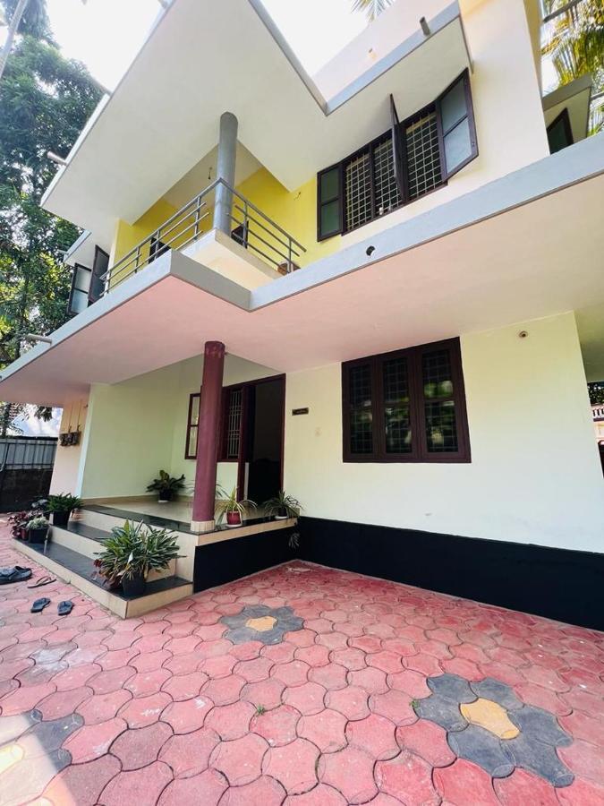 Ocean Pearl Apartment Kozhikode Exterior photo